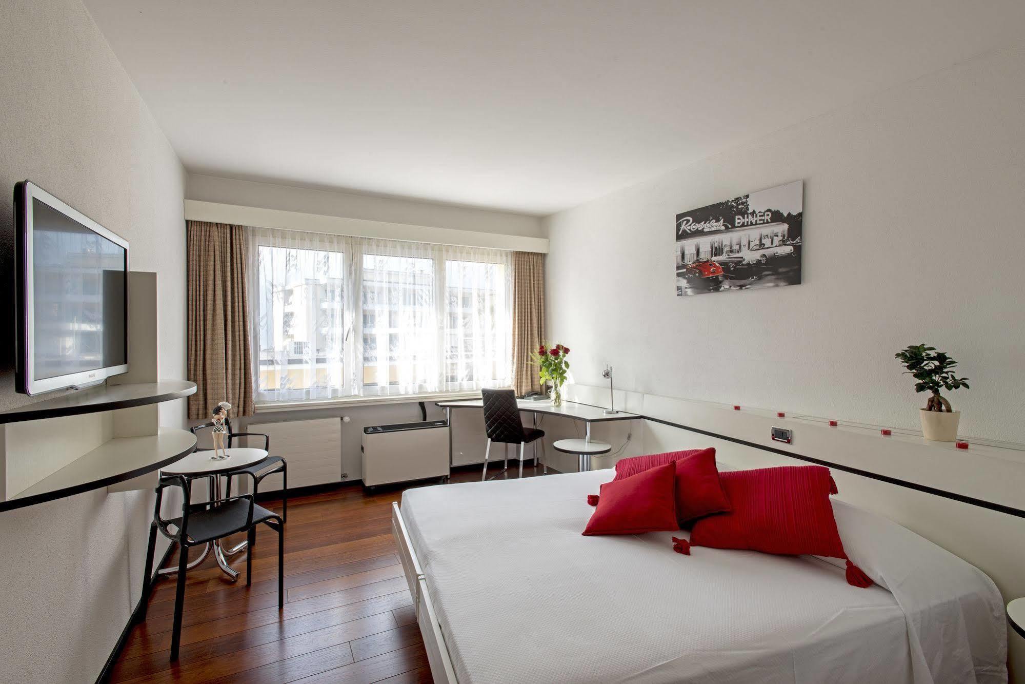 Hotel Vezia Лугано Экстерьер фото